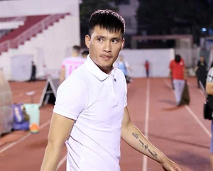 Football Icon Le Cong Vinh Reveals New Educational Path After Hiatus - image 3