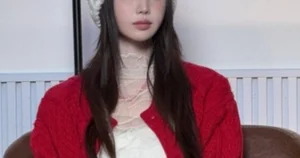 Ageless Beauty: 41-Year-Old Korean Singer and Actress Stuns Fans with Youthful 'Baby Face' Visuals - image 0