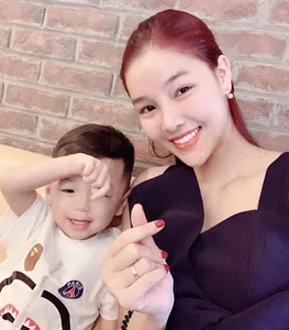 Nguyen Ky Han Defends Husband Mac Hong Quan Against Child Support Allegations in Viral Livestream - image 0