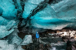 Exploring the Most Surreal and Beautiful Ice Caves on Earth - image 1