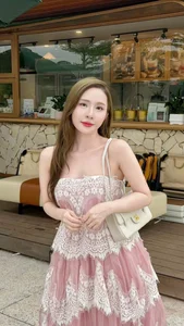 Vietnamese Celebrity News: Midu's Anniversary and Diep Lam Anh's Family - image 31