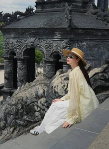 Vietnamese Celebrity News: Midu's Anniversary and Diep Lam Anh's Family - image 5