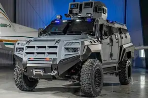 Unveiling the Ford F-550 Roshel Senator: The Incredible B7 Bulletproof SUV – A Multi-Million Dollar Fortress for ICE. - image 8