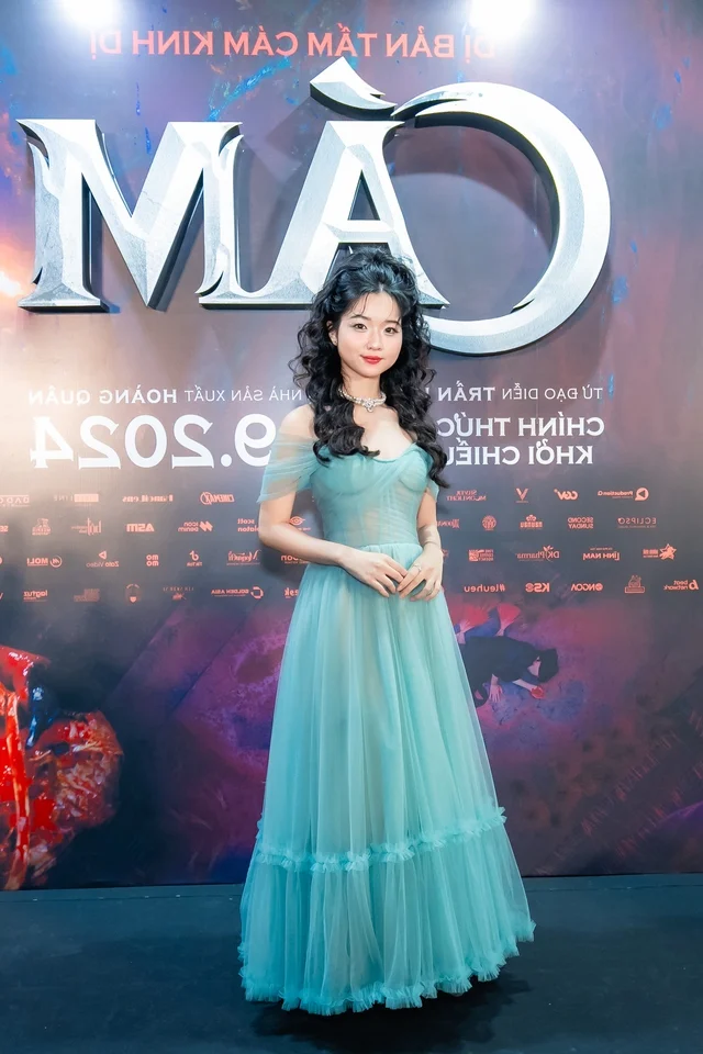 Lan Phuong Shines as 'Thap Nuong' in the Hit Horror Adaptation 'Cam'