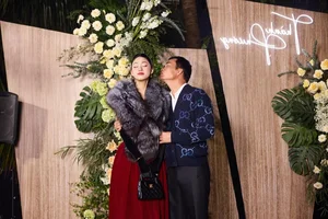 Stunning 1.81m Beauty Lives in Luxury Villa and Finds Happiness With Older Husband - image 10