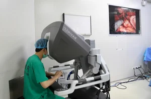 Advancing Cancer Care: Robot-Assisted Laparoscopic Surgery Training in Vietnam - image 3