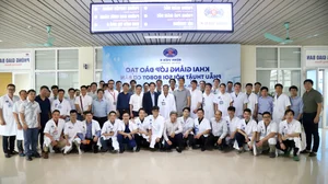 Advancing Cancer Care: Robot-Assisted Laparoscopic Surgery Training in Vietnam - image 5