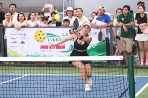 Nguoi Lao Dong Newspaper Pickleball Tournament: Binh Minh Advances, Minh Hang Exits - image 1