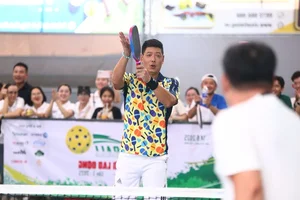 Nguoi Lao Dong Newspaper Pickleball Tournament: Binh Minh Advances, Minh Hang Exits - image 10