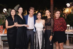 Diva Hong Nhung and Gerhard Heusch: A Modern Love Story of Art and Architecture - image 6