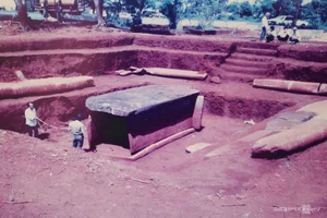 Ancient 2,000-Year-Old Stone Tomb Discovered in the Middle of Rubber Plantation - image 0