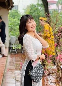 Meritorious Artist Thu Huong Reflects on Her Iconic Comedy Career - image 4