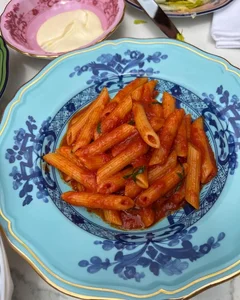 South Korean Icon Song Hye Kyo Explores Exquisite Italian Cuisine: A Look Into Her Luxury Culinary Journey in Italy - image 5