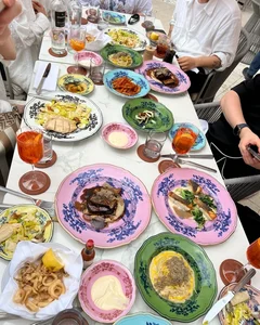 South Korean Icon Song Hye Kyo Explores Exquisite Italian Cuisine: A Look Into Her Luxury Culinary Journey in Italy - image 4