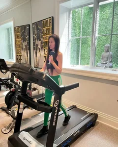 Ageless Icon Vera Wang Celebrates Birthday with Youthful Vitality - image 40