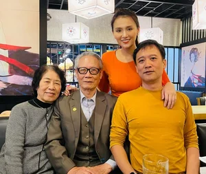 Northern Vietnamese Actress’s Mother-in-Law Flaunts Million-Dollar Diamond Collection and Support - image 0