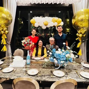 Northern Vietnamese Actress’s Mother-in-Law Flaunts Million-Dollar Diamond Collection and Support - image 1