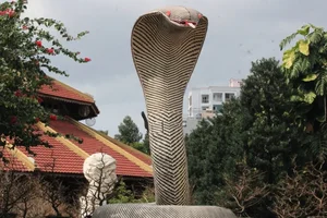 Hilarious and Unique Snake Mascots for Lunar New Year 2025 Go Viral Online - image 6