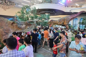 Discover the Dinosaur-Themed Cafe in Ho Chi Minh City Drawing Massive Crowds - image 1