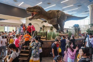 Discover the Dinosaur-Themed Cafe in Ho Chi Minh City Drawing Massive Crowds - image 3
