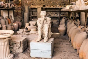 The Mystery of the Pompeii Curse: Why Thieves Are Returning Stolen Artifacts - image 5