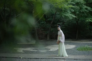 YiTuYu Art Language Vol.10483: Exploring the Ethereal Beauty of Qi E Rong Rong - image 24