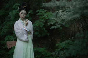 YiTuYu Art Language Vol.10483: Exploring the Ethereal Beauty of Qi E Rong Rong - image 47