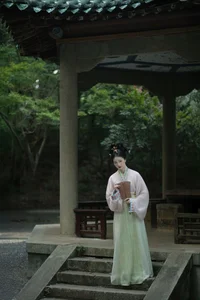 YiTuYu Art Language Vol.10483: Exploring the Ethereal Beauty of Qi E Rong Rong - image 30