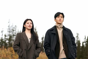 Kim Seon Ho and Go Youn Jung Spark Chemistry in New K-Drama 'Can This Love Be Translated?' - image 16