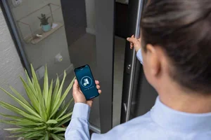 Smart Door Locks in 2025: The Future of Home Security Technology - image 4