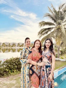Ageless Beauty Secrets: How Celebrity Moms Maintain Stunning Figures and Healthy Lifestyles - image 1
