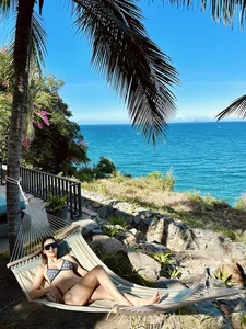 Ageless Beauty Secrets: How Celebrity Moms Maintain Stunning Figures and Healthy Lifestyles - image 3