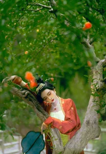 YiTuYu Art Language Vol.9883 Features Elegant Portraits of Yi Zhi Shu Zi Jun - image 14