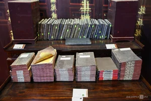 Historic Exhibition: Over 200 Rare Buddhist Artifacts Debuted in Ho Chi Minh City - image 6