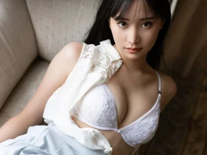 Mariya Nagao Digital Photo Book Vol. 1: Elegant Portrait Photography Collection from FRIDAY Digital - Roka Series - image 7