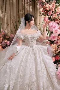 Runner-Up Phuong Nhi Transforms into a Princess for Kim Couture - image 7