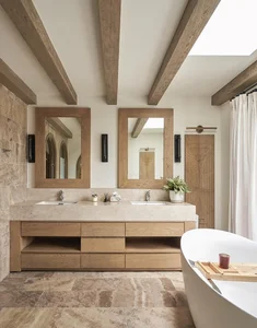 Inside the Opulent Mansion of Beauty Queen Thu Hoai: A Masterpiece of Modern Luxury Architecture - image 0