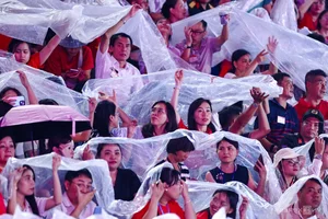 Military Parade Rehearsal under Rain: Vietnam, China, and International Troops Train Jointly - image 1