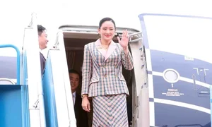 Style Icon: A Detailed Look at the Jacket Collection of Thailand's Prime Minister - image 6