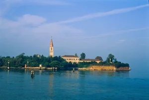 Most Haunted and Creepy Places Around the World for Thrill Seekers - image 1