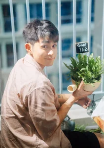 Step Inside the Stylish and Cozy Living Space of Artist Jun Pham - image 0