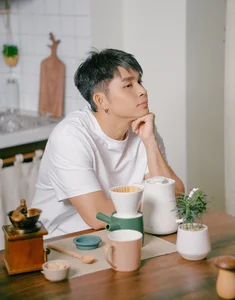 Step Inside the Stylish and Cozy Living Space of Artist Jun Pham - image 5