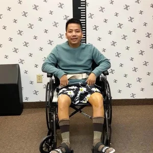 The Journey of Vietnam's Most Famous Limb-Lengthening Patient Today - image 6