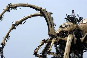 Engineering Marvels: Top 10 Giant Machines That Redefine Human Capability - image 0