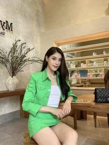Former Volleyball Star Dang Thu Huyen Shares Fitness Secrets - image 2