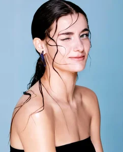 The Radiant Beauty of a 17-Year-Old Spanish Olympic Diver - image 4