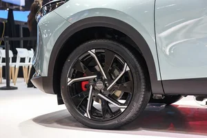 Omoda C7 2026 Hybrid: Fuel-Efficient Luxury Coming to Vietnam Soon - image 5