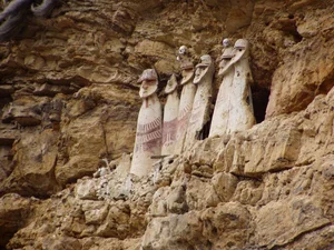 The Mysterious Tombs of Peru: A High-Altitude Archaeological Enigma - image 0