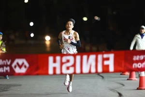 Hua Thuan Long and Nong Chang Win VnExpress Marathon 2024 - image 5