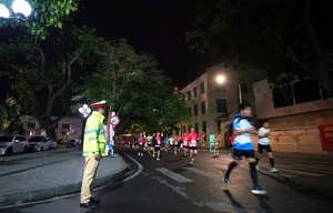Hua Thuan Long and Nong Chang Win VnExpress Marathon 2024 - image 10